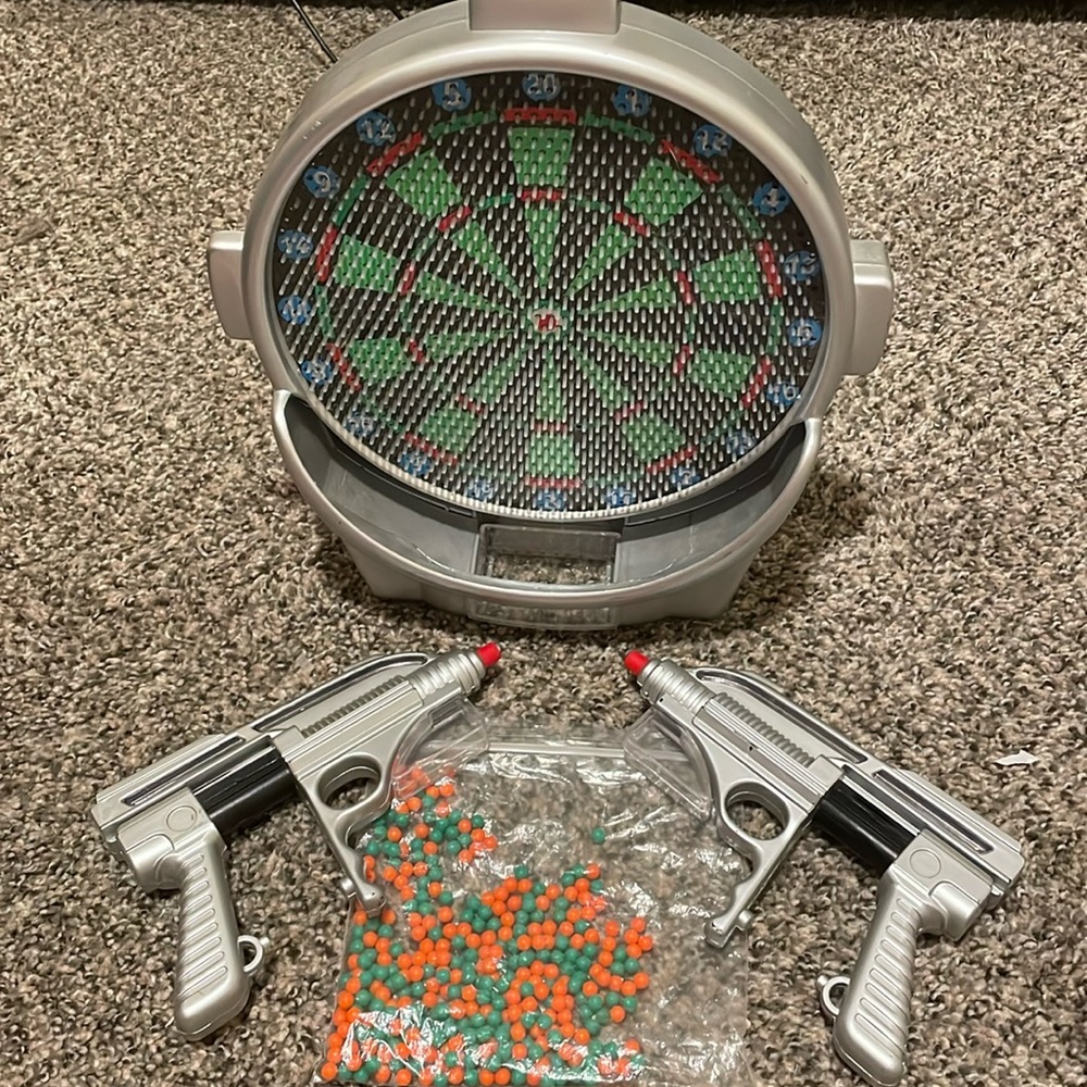 dart board